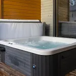 Premium Lapland With Jaguzzi *